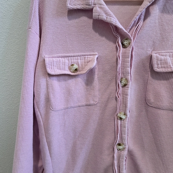 Pink waffle material long sleeved  button up shirt size medium - Picture 2 of 5